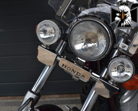 MOTON - Rampa na prídavné svetlá + svetlá pre Honda Shadow VT600