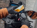 Quad Lock - Držiak telefónu s úchytom na zrkadlá
