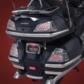 CHRÓMOVANÉ LIŠTY SPODNÉHO KUFRA S LED HONDA GL1800