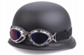 Retro motocyklová helma s okuliarmi - matná čierna (typ4)