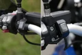 UNIVERZÁLNY PREPÍNAČ SVETIEL PRE MOTOCYKLE