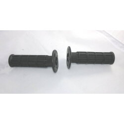 Čierna mäkká gumená štvorkolka