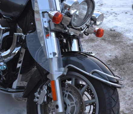 MOTON - Chrómový rám na predný blatník pre SUZUKI INTRUDER C 1800 R / BOULEVARD C 109