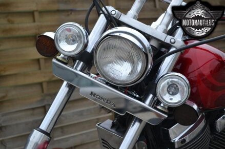MOTON - Rampa na prídavné svetlá + LED svetlá pre HONDA SHADOW 750 SPIRIT
