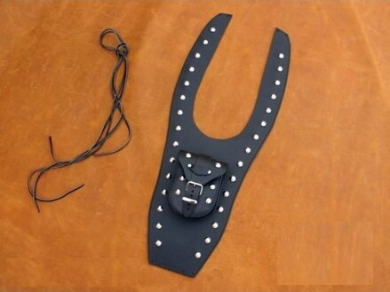 Koža na nádrž pre Honda VTX1800 Custom - čierna vybíjaná