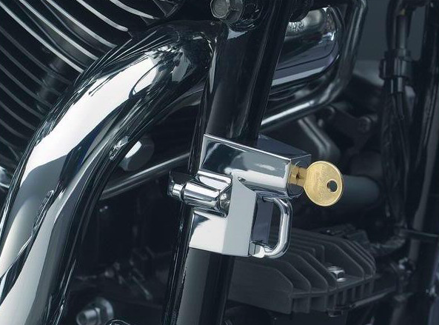 Zámok motocyklovej helmy na rám motocykla s priemerom 22 - 32mm 