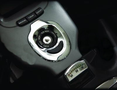 CHRÓMOVANÝ KRYT SPÍNACEJ SKRINKY - NIE JE URČENÉ PRE EURÓPSKY MODEL