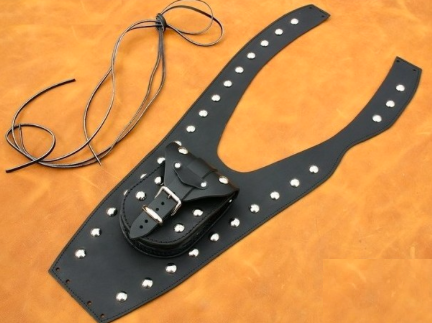 Koža na nádrž pre Suzuki Volusia VL 800 - čierna vybíjaná