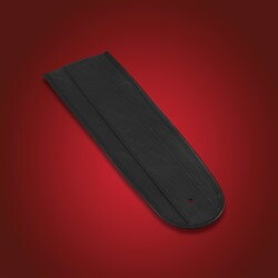 Kožený pás na zadný blatník pasuje na motocykle Honda VT750 ACE.