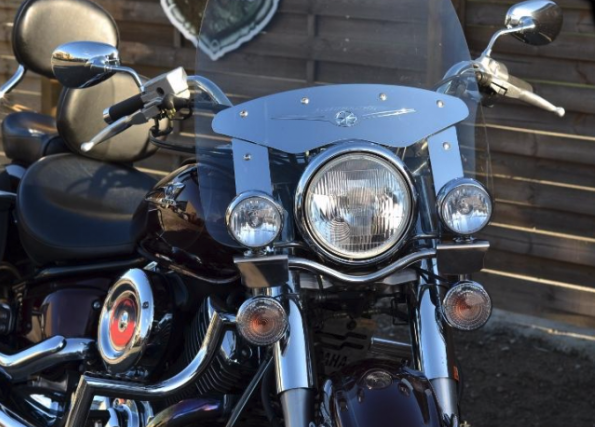 MOTON - Rampa na prídavné svetlá + LED svetlá pre YAMAHA DRAG STAR 650 V STAR CUSTOM