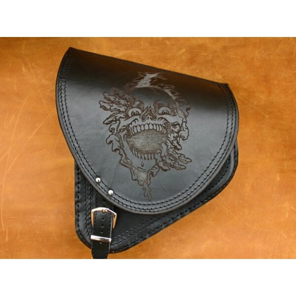 Kožená bočná brašňa Harley Davidson Softail ľavá čierna 1ks (S54B)