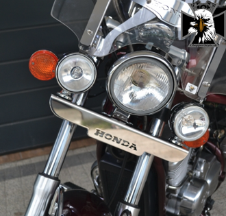 Svetelná rampa s prídavnými LED svetlami pre Honda Shadow VT 600