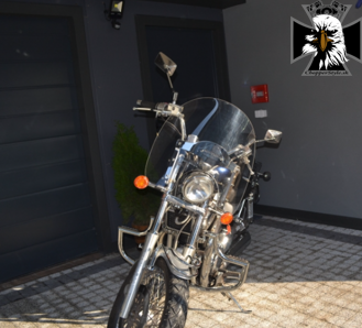 Veľké akrylové plexisklo SUZUKI INTRUDER VS 1400 / BOULEVARD 1400 VS (STANDARD)