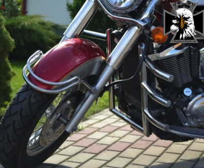 Chrómovaný rám na predný blatník pre motocykle Kawasaki Vulcan VN900 Classic
