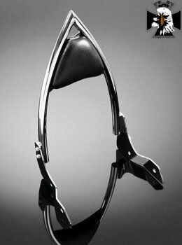 Opierka ARCH pre HONDA VT750S, chróm 521-3048 Opierka ARCH pre HONDA VT750S, chróm 521-3048