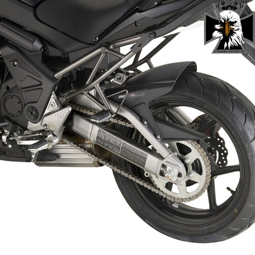 GIVI ZADNÝ BLATNÍK A KRYT REŤAZE KAWASAKI VERSYS 650 (06-22) MG4103